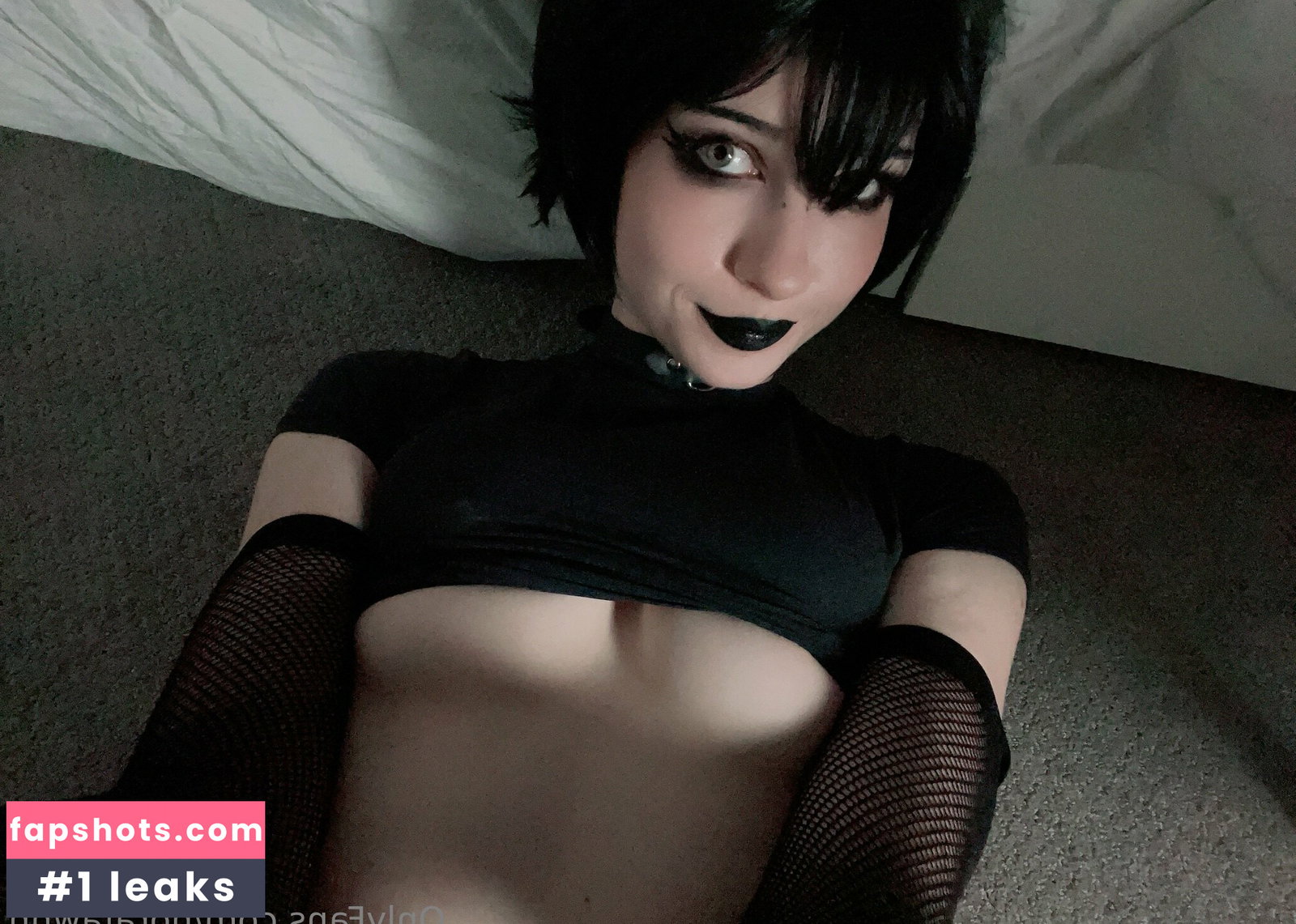 Nora Fawn gallery photo #1592