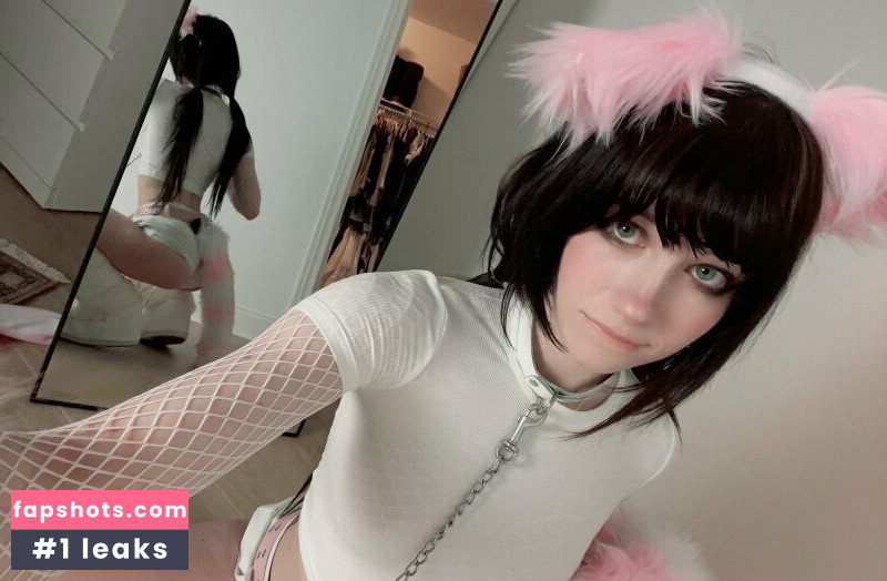 Nora Fawn gallery photo #147