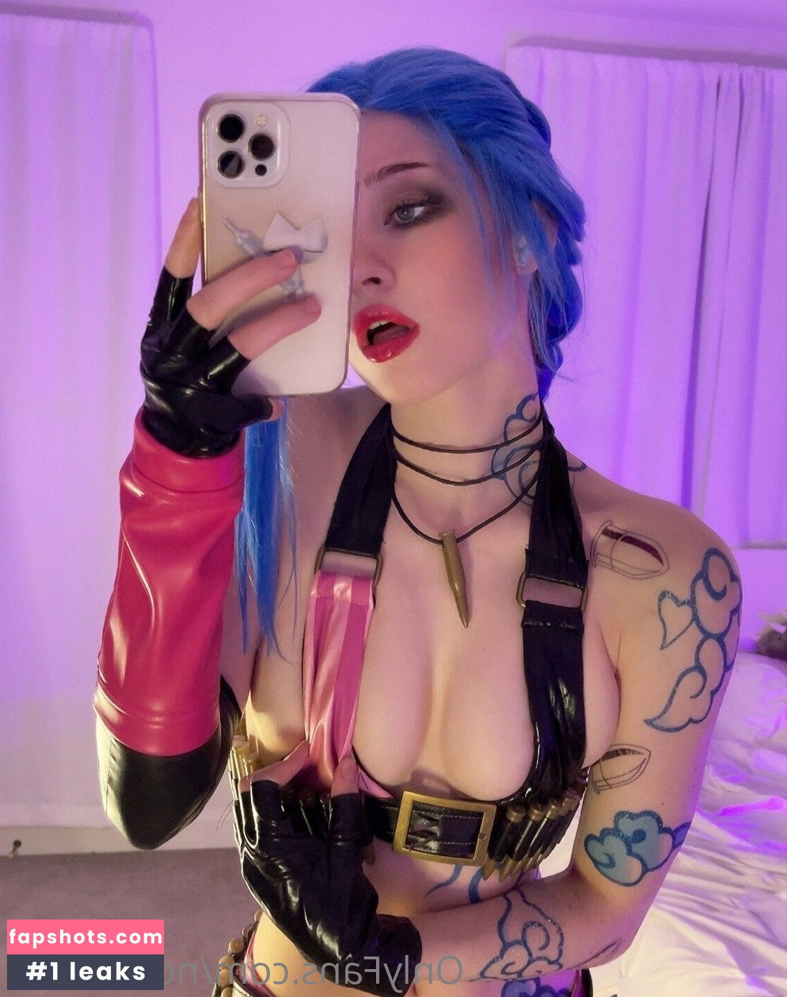 Nora Fawn gallery photo #2979