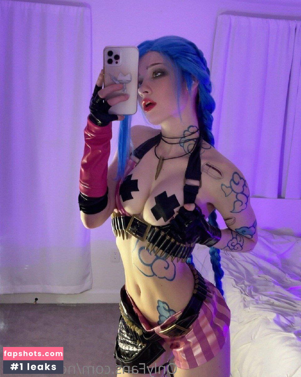 Nora Fawn gallery photo #916