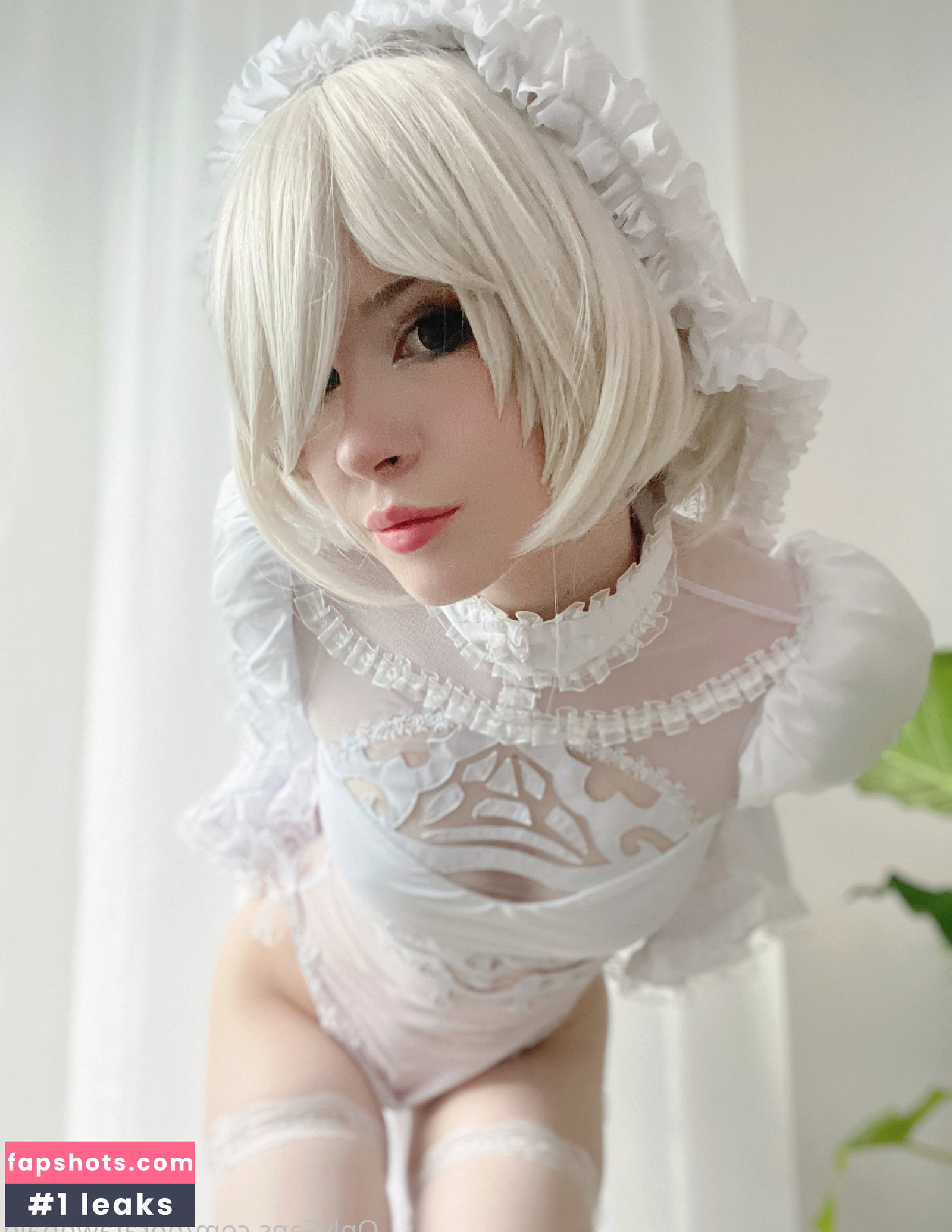 Nora Fawn gallery photo #3163