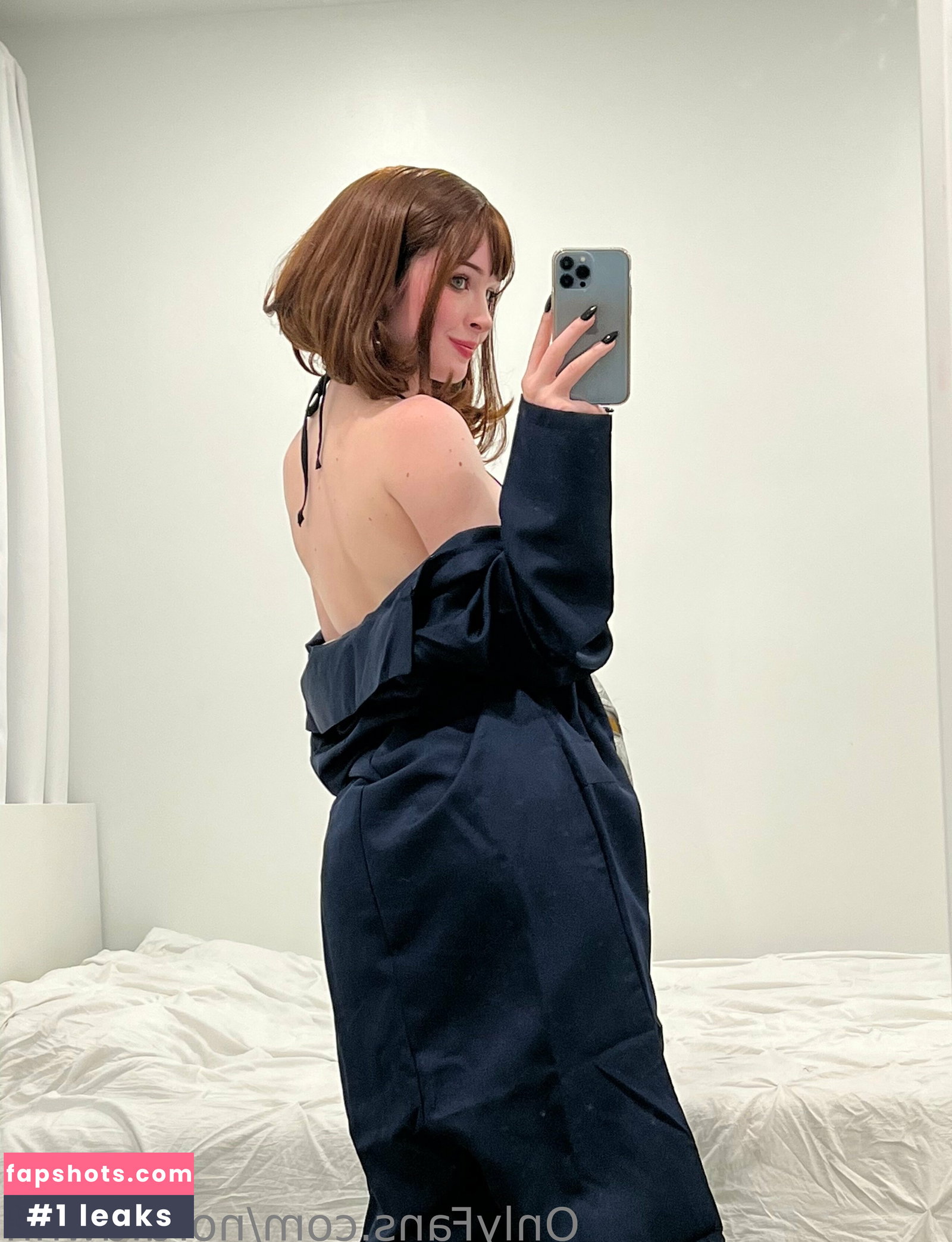 Nora Fawn gallery photo #2792