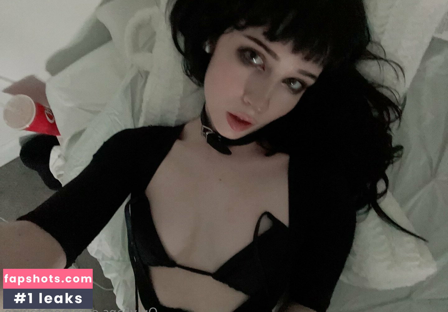 Nora Fawn gallery photo #2446