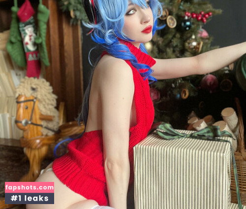 Nora Fawn gallery photo #62