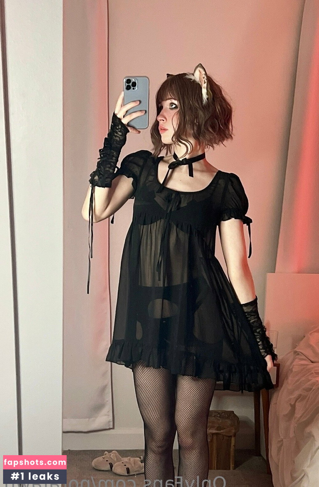 Nora Fawn gallery photo #829