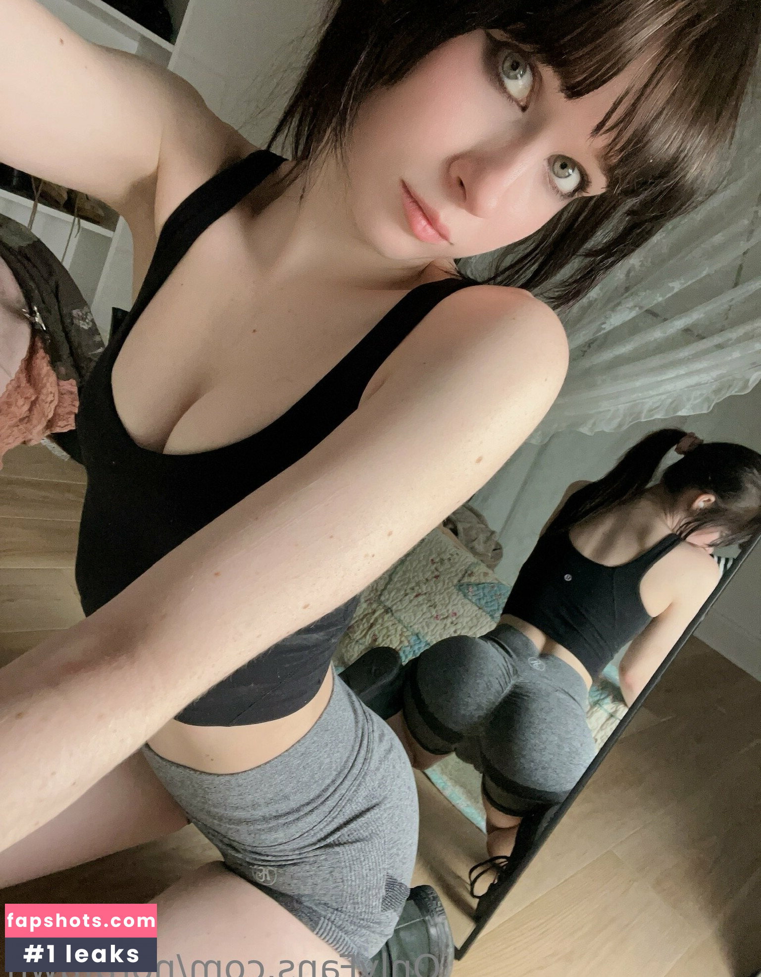Nora Fawn gallery photo #2572