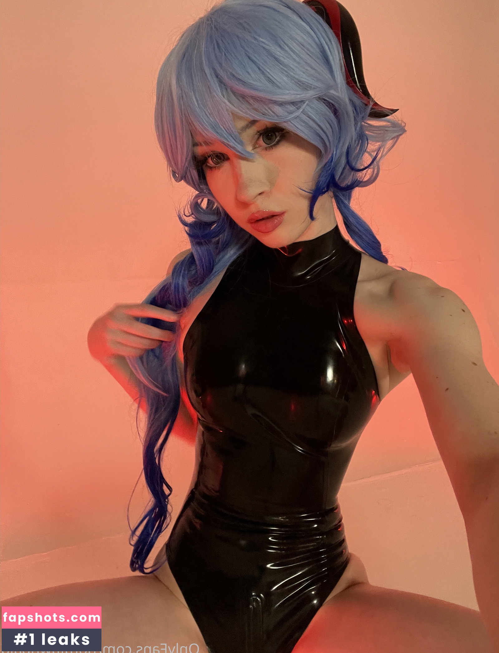 Nora Fawn gallery photo #2533