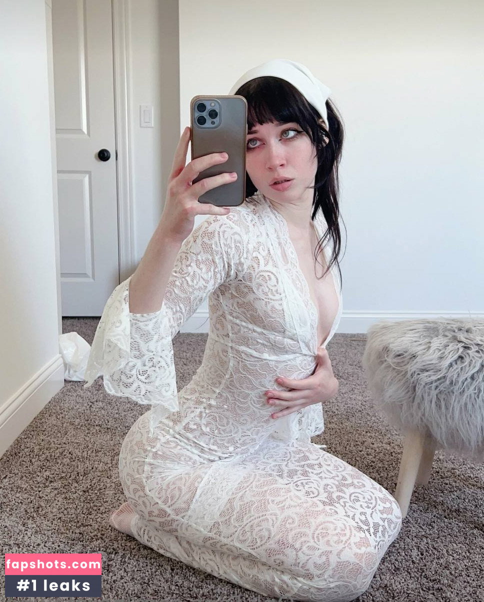 Nora Fawn gallery photo #255