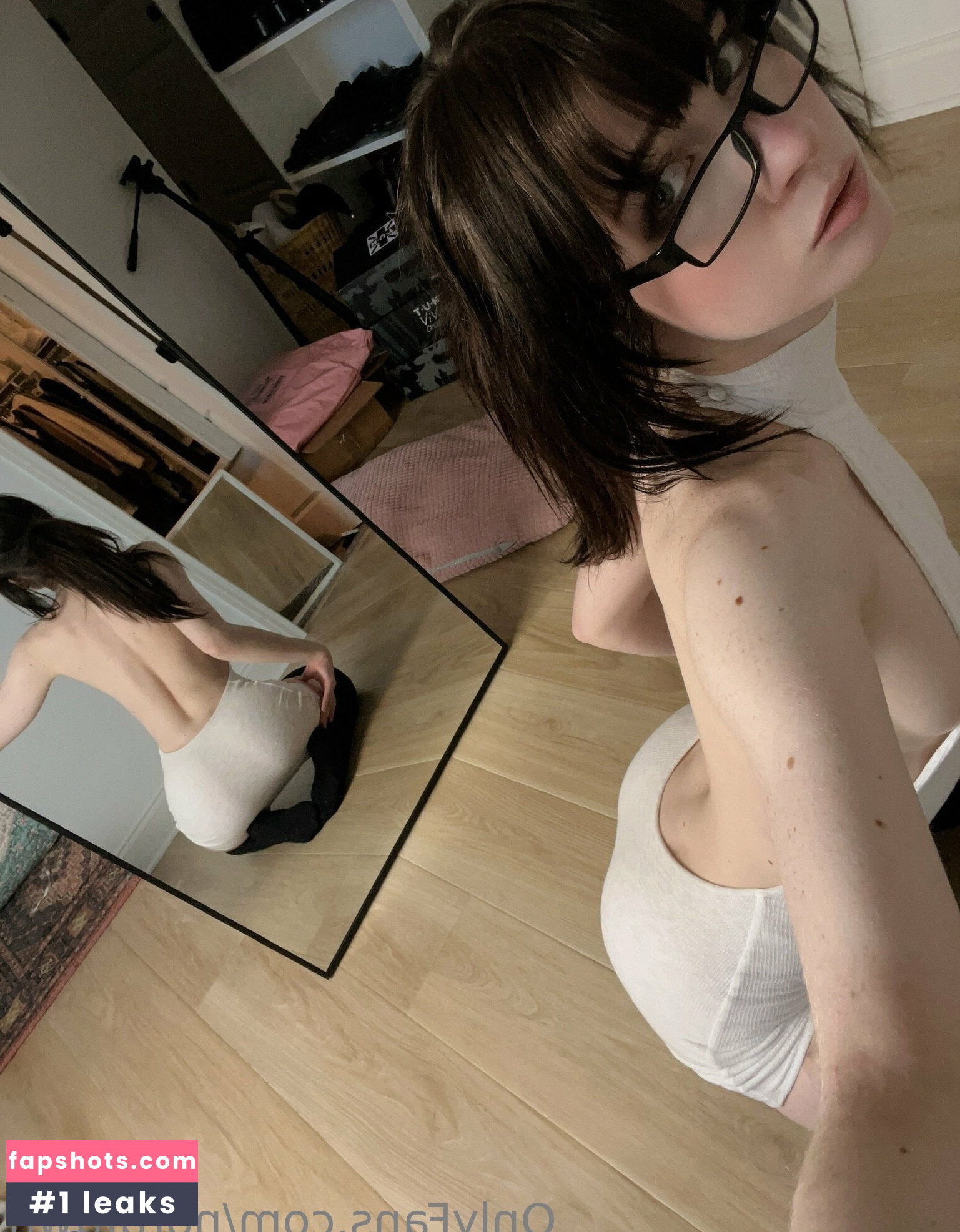 Nora Fawn gallery photo #1861