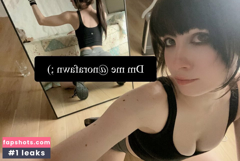 Nora Fawn gallery photo #418