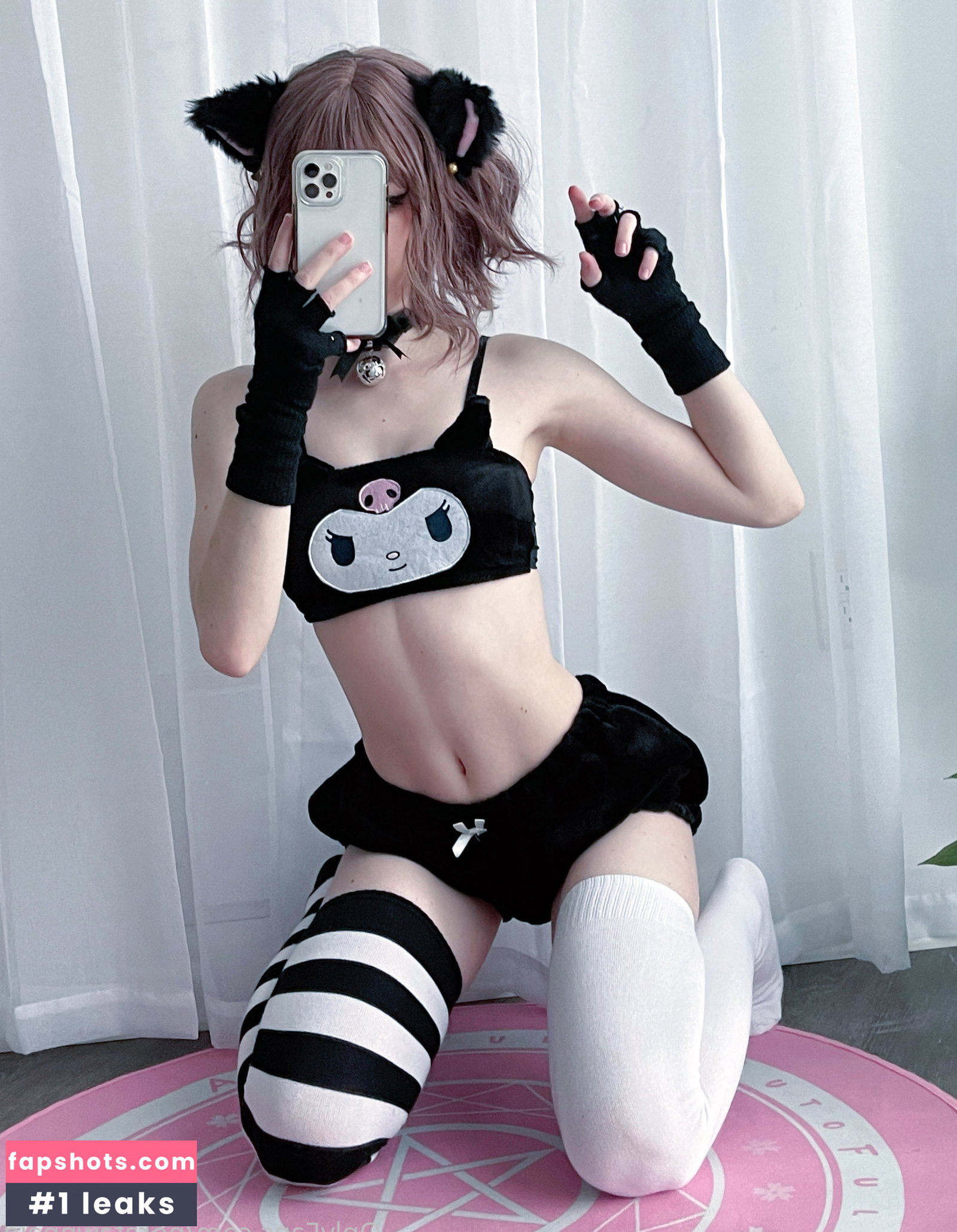 Nora Fawn gallery photo #2222