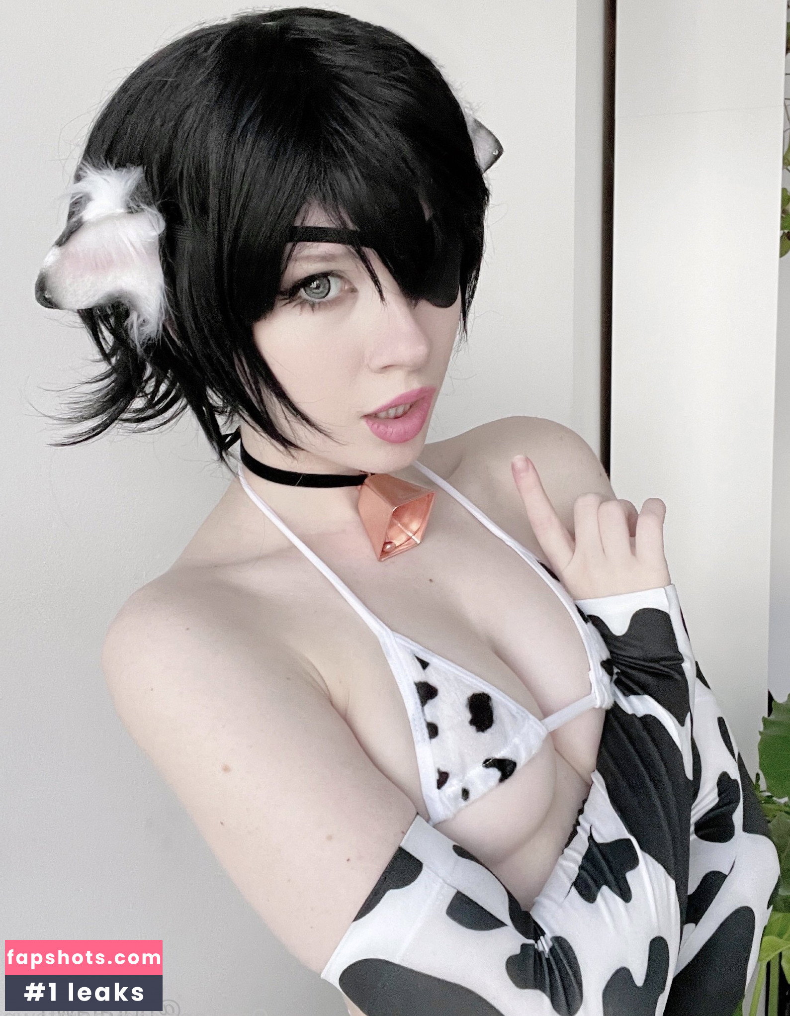 Nora Fawn gallery photo #1735