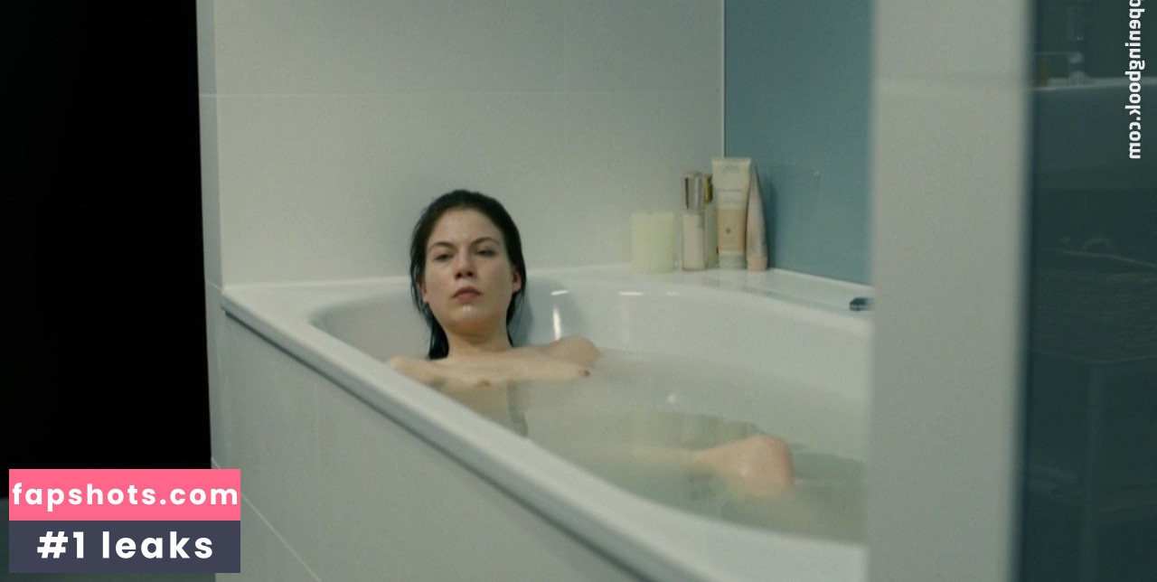 Nora von Waldstätten gallery photo #14