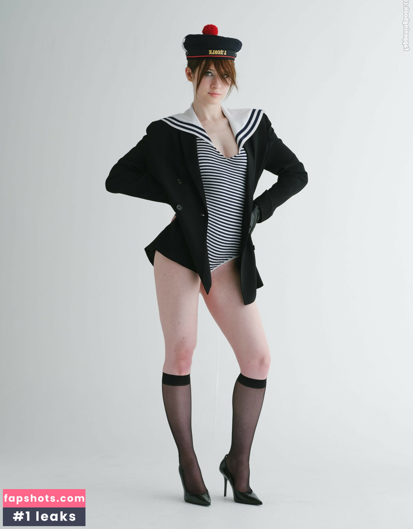 Norafawn gallery photo #13