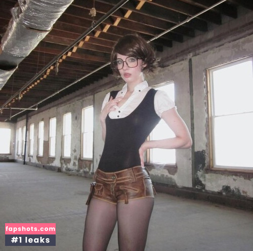 Norafawn gallery photo #1054