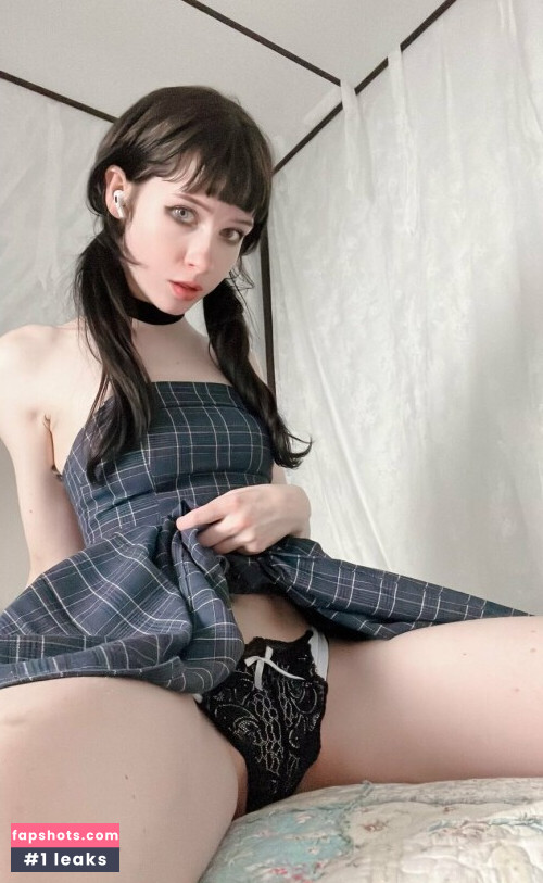 Norafawn gallery photo #1764