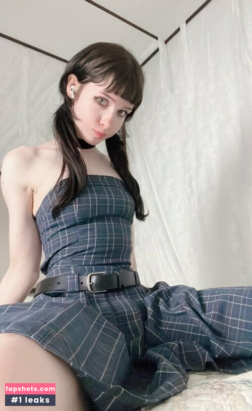 Norafawn gallery photo #1765