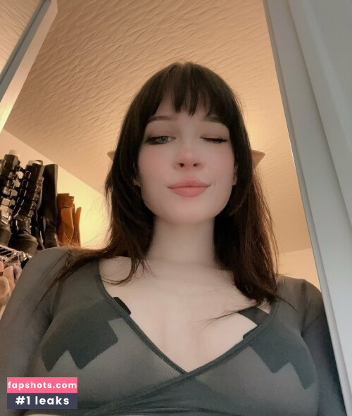 Norafawn gallery photo #1832