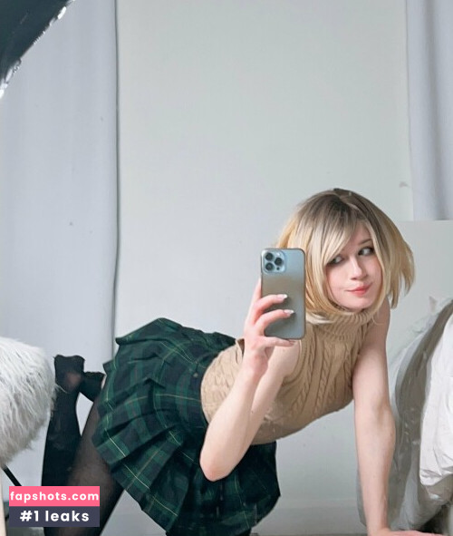 Norafawn gallery photo #2067