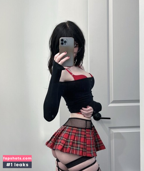 Norafawn gallery photo #2311