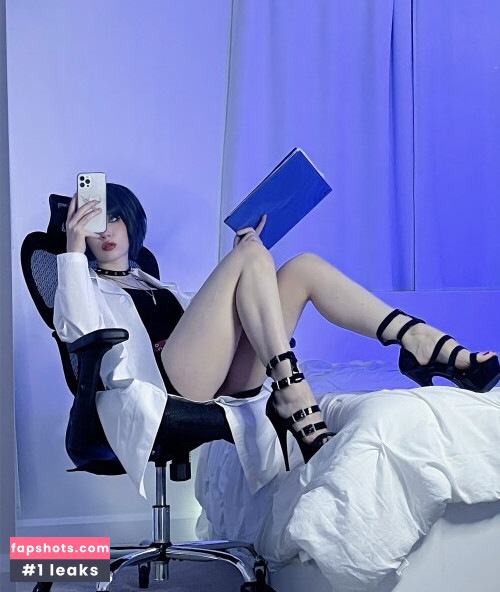 Norafawn gallery photo #2376