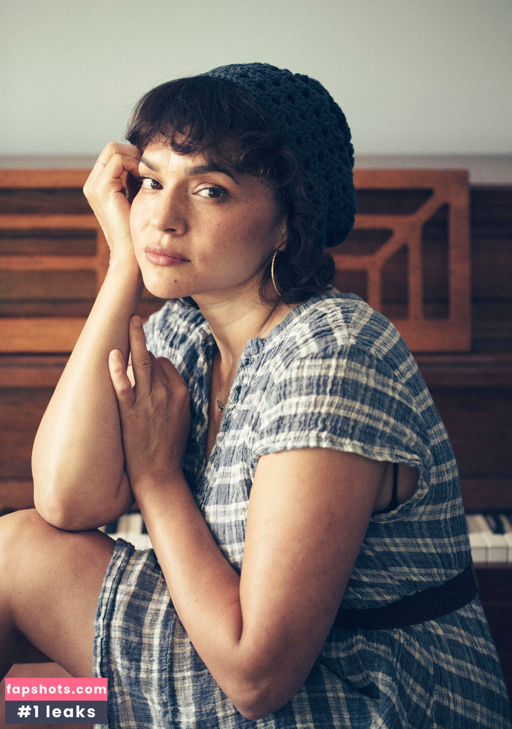 Norah Jones gallery photo #13