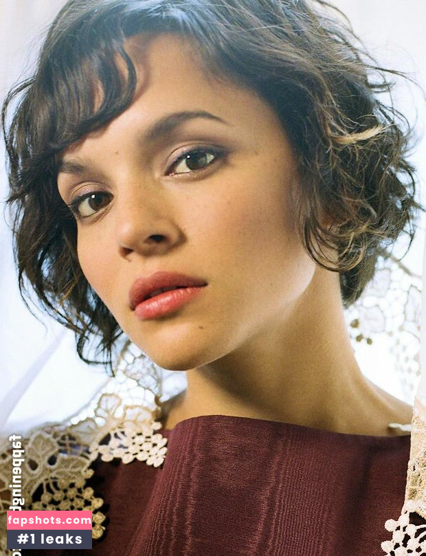 Norah Jones gallery photo #14