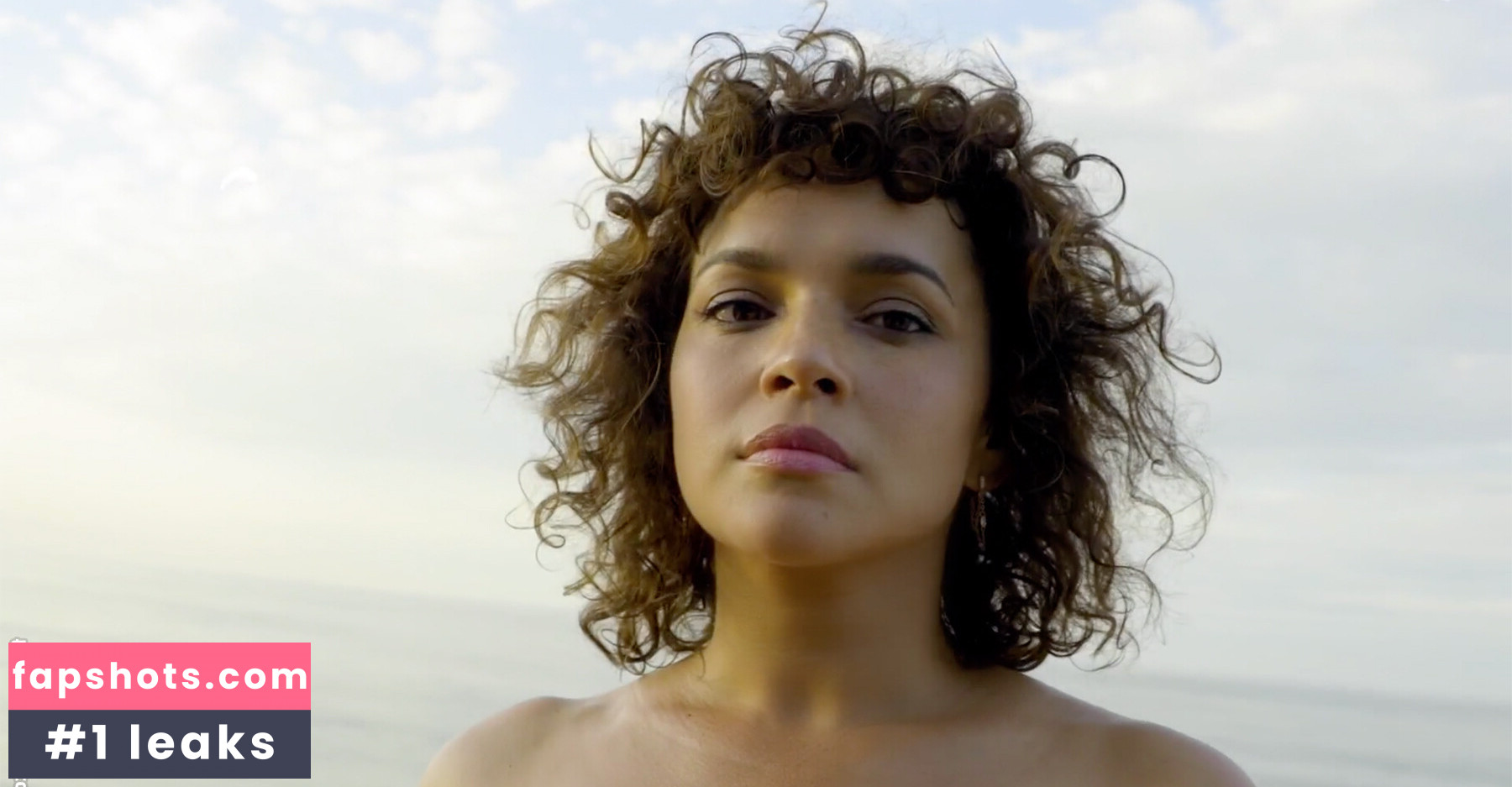 Norah Jones gallery photo #6