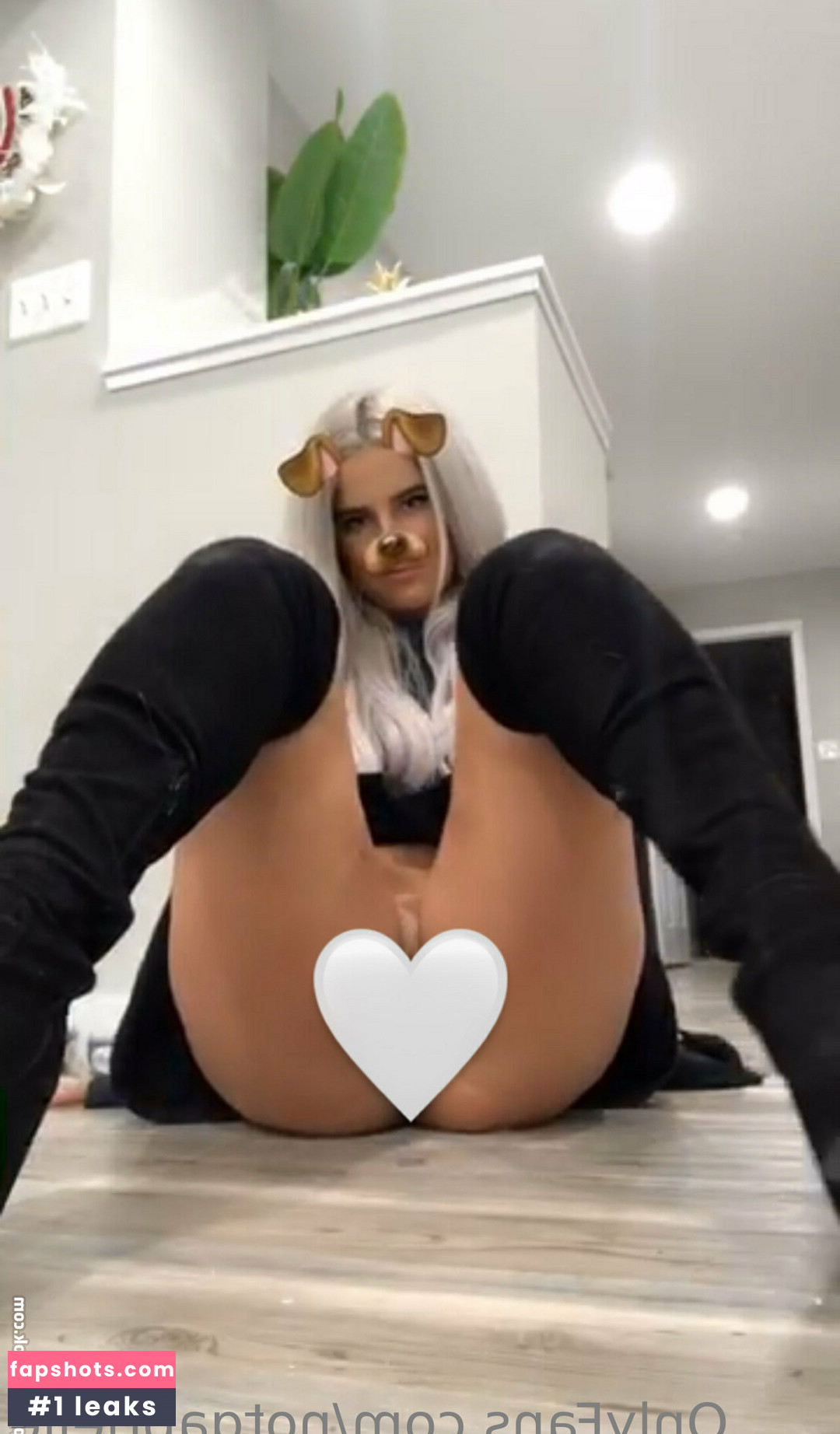 notgabrielle gallery photo #2