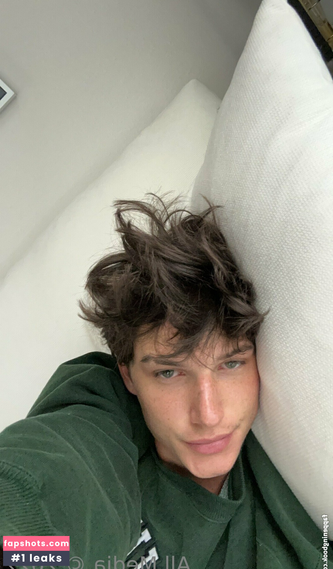 notgavinn nude babe gallery