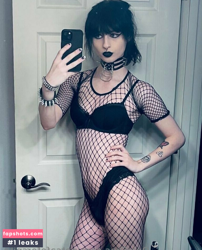 notsafeforspite Nude Leaks OnlyFans Photos #16 - LeakJerk