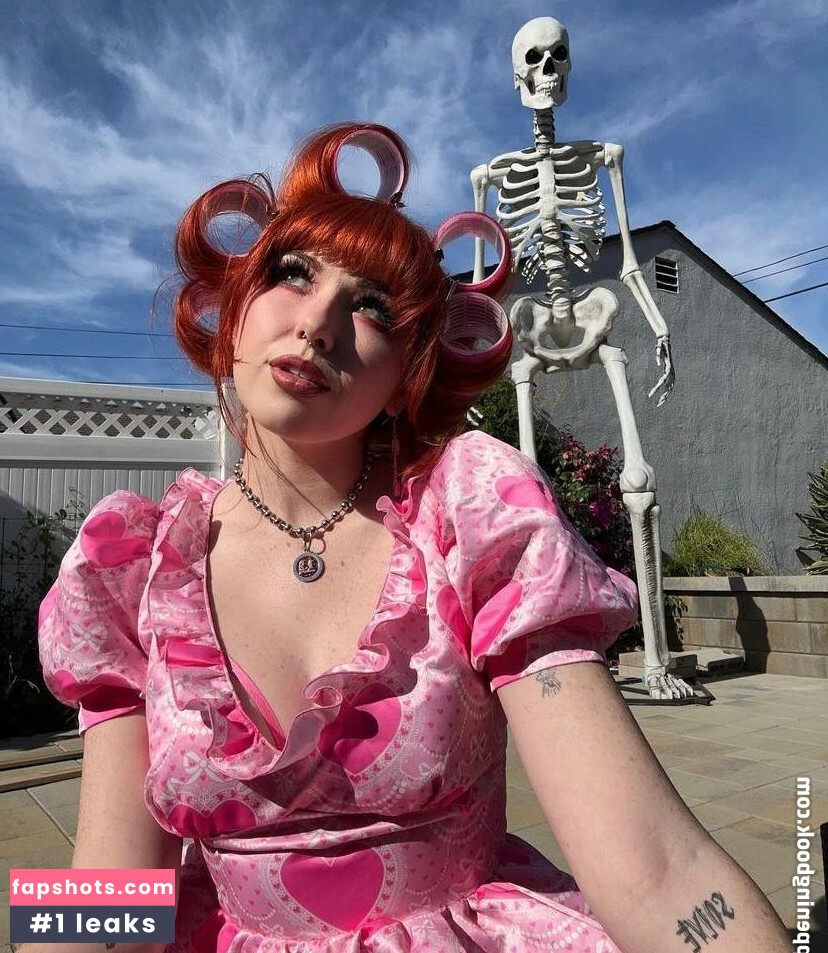 NotSaige gallery photo #15