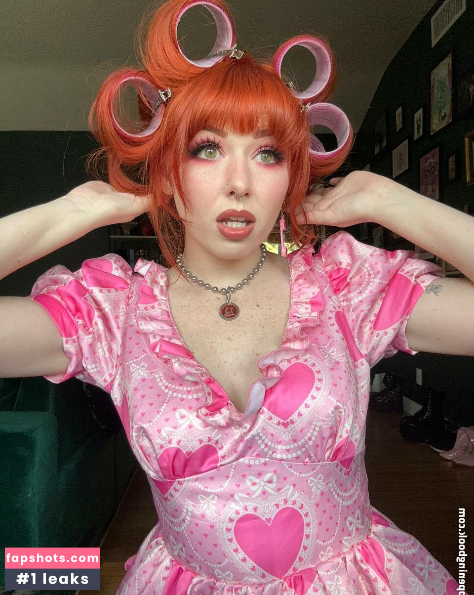 NotSaige gallery photo #19