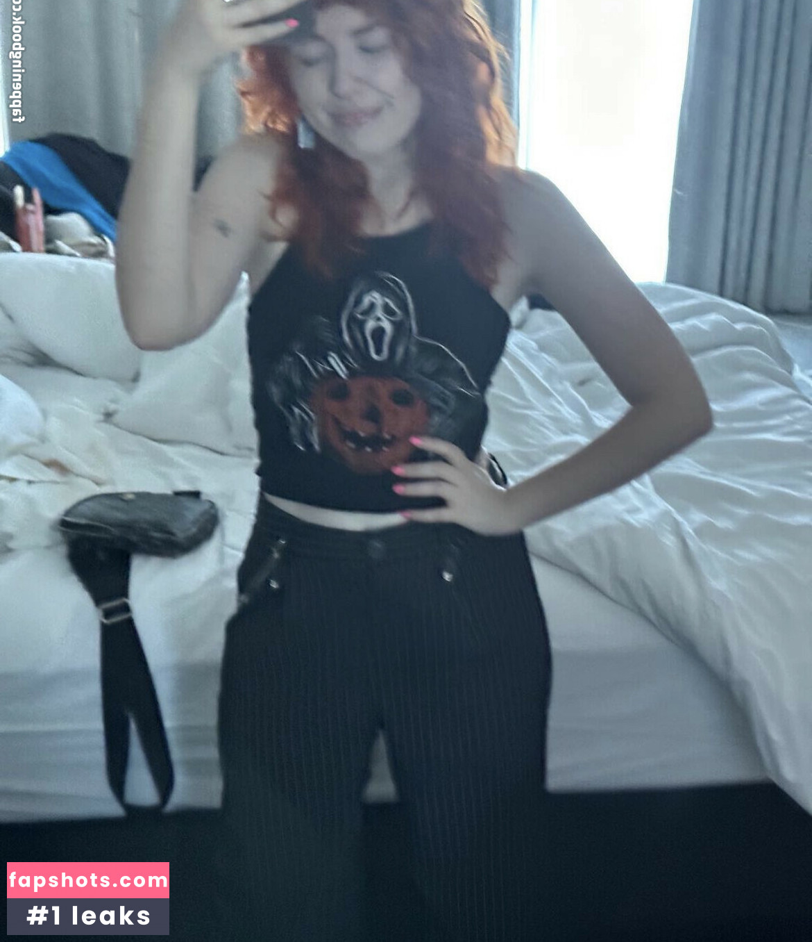 NotSaige gallery photo #23