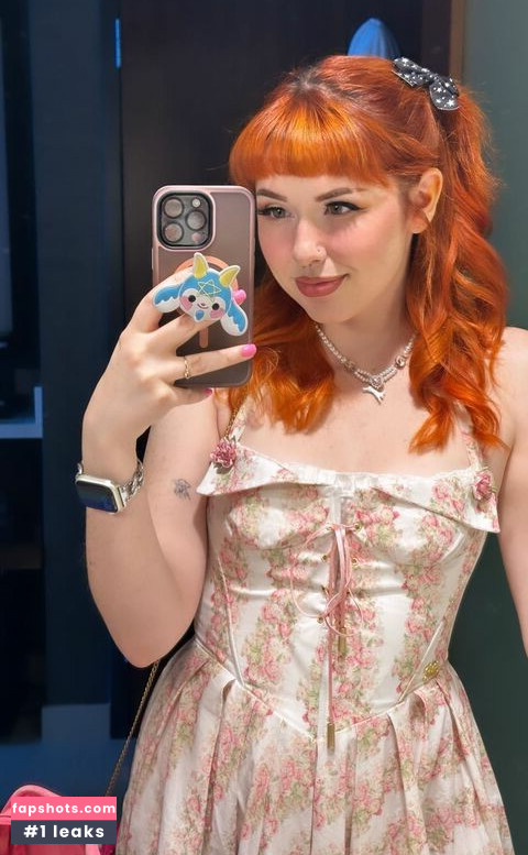 NotSaige gallery photo #29