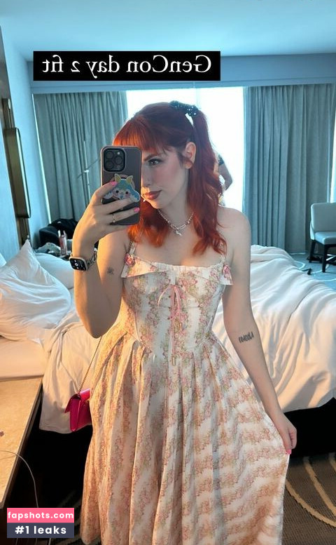 NotSaige gallery photo #30