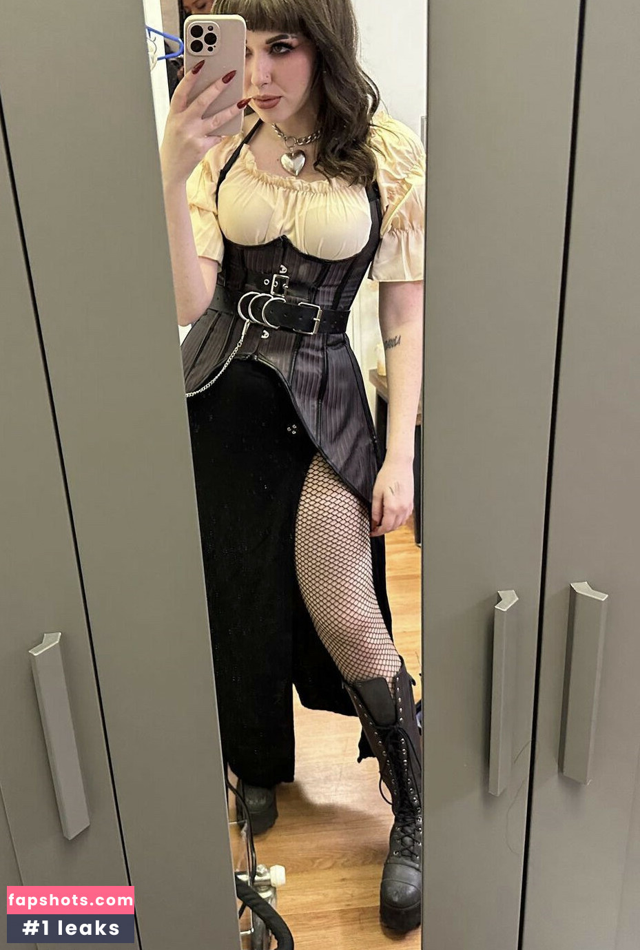 NotSaige gallery photo #48