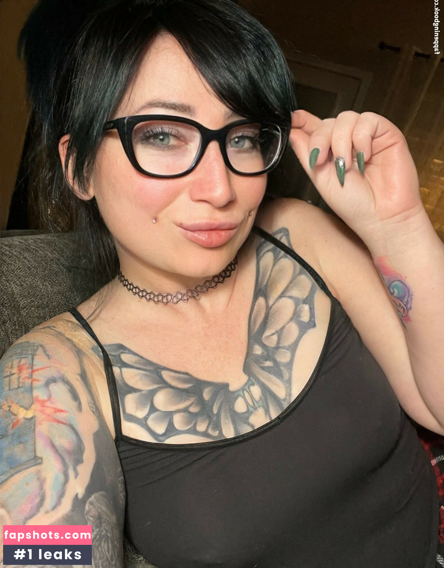 Nova Napora nude babe gallery