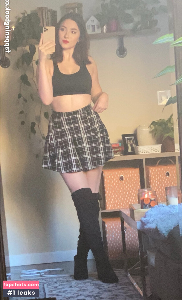 Novaleesi gallery photo #11