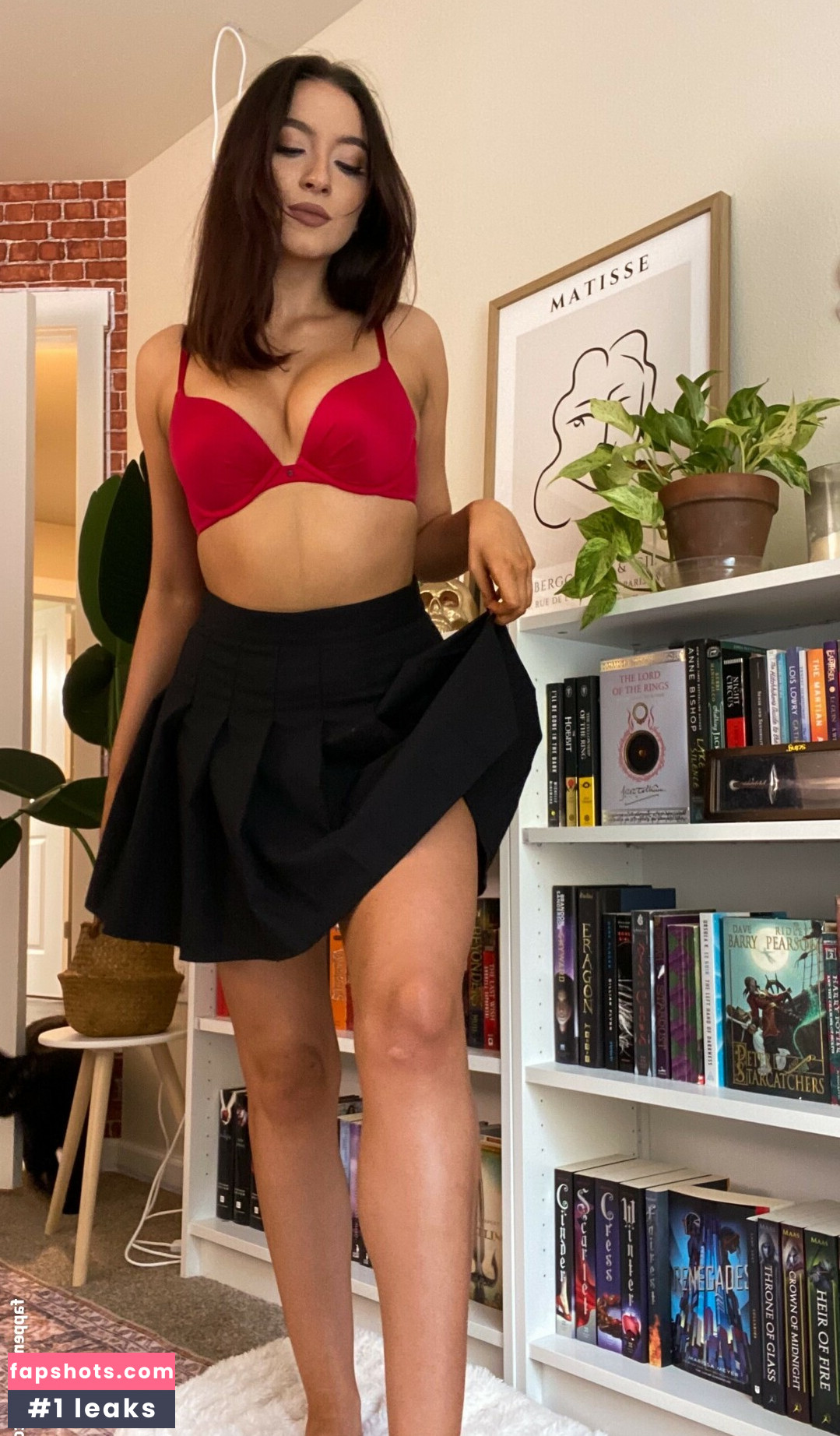 Novaleesi gallery photo #36