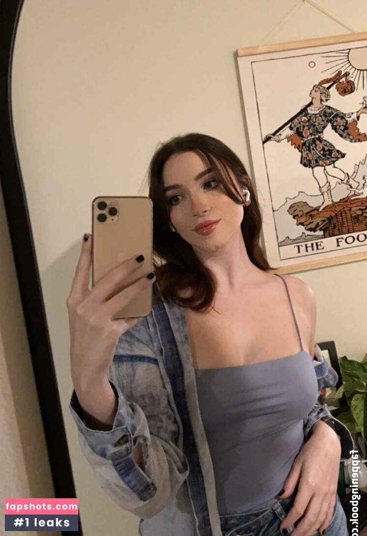 Novaleesi gallery photo #76