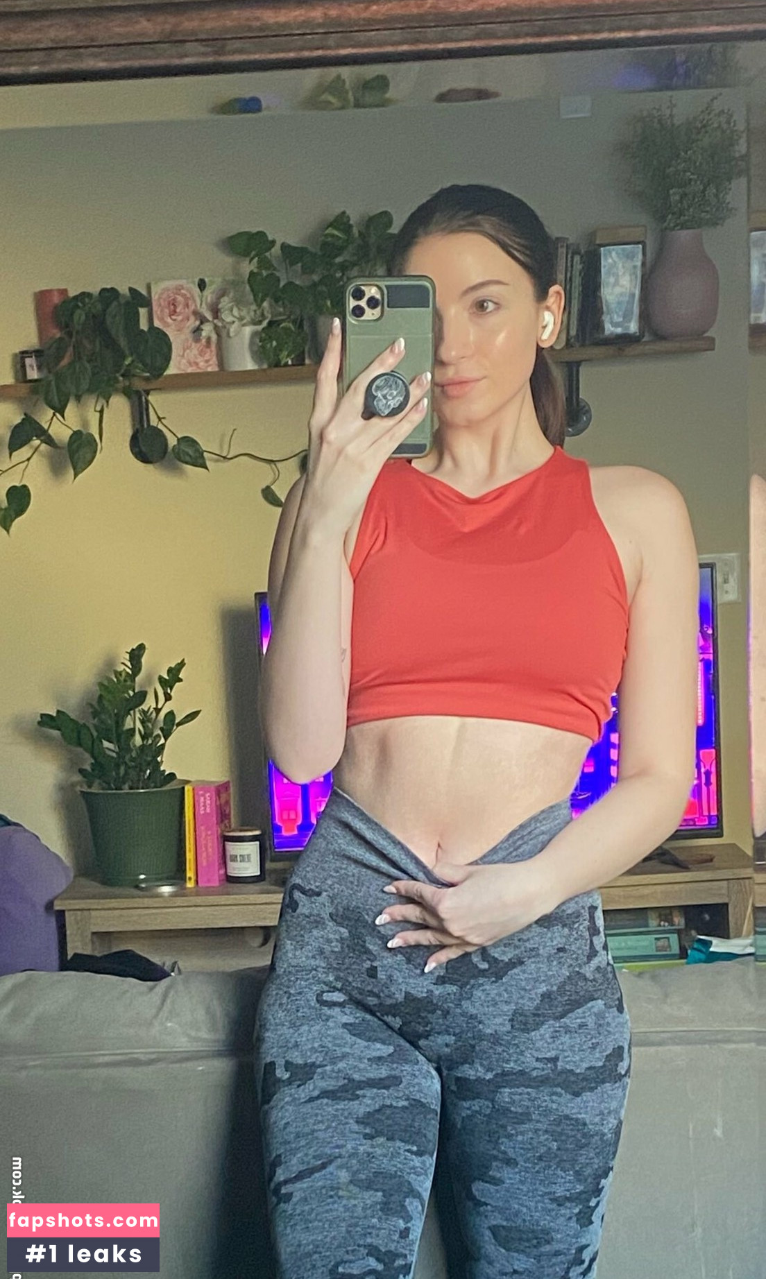 Novaleesi gallery photo #85