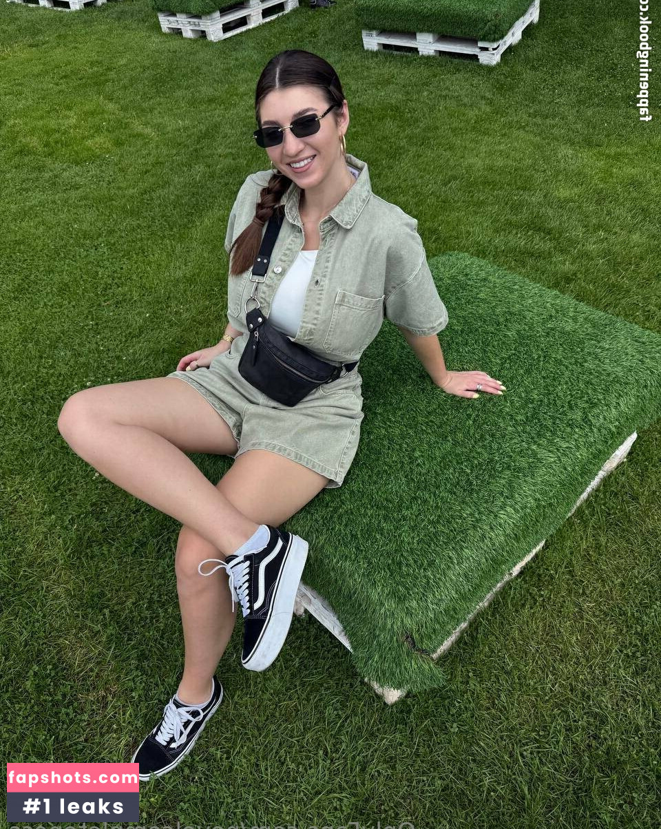 novelcompleteness gallery photo #21