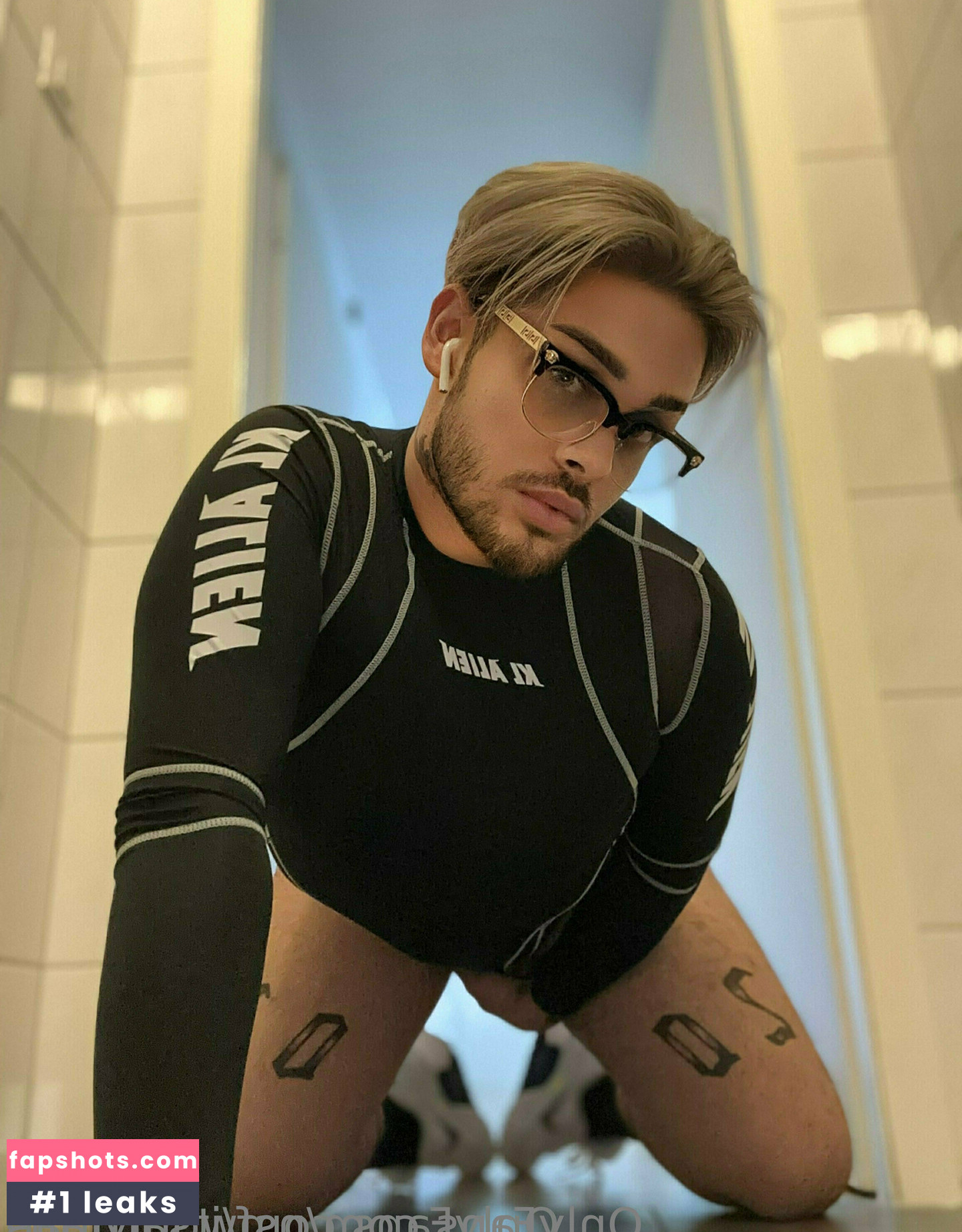 nsfwonlyfans nude babe gallery