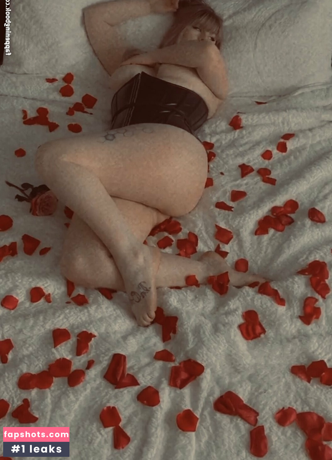 nudes_plug gallery photo #43