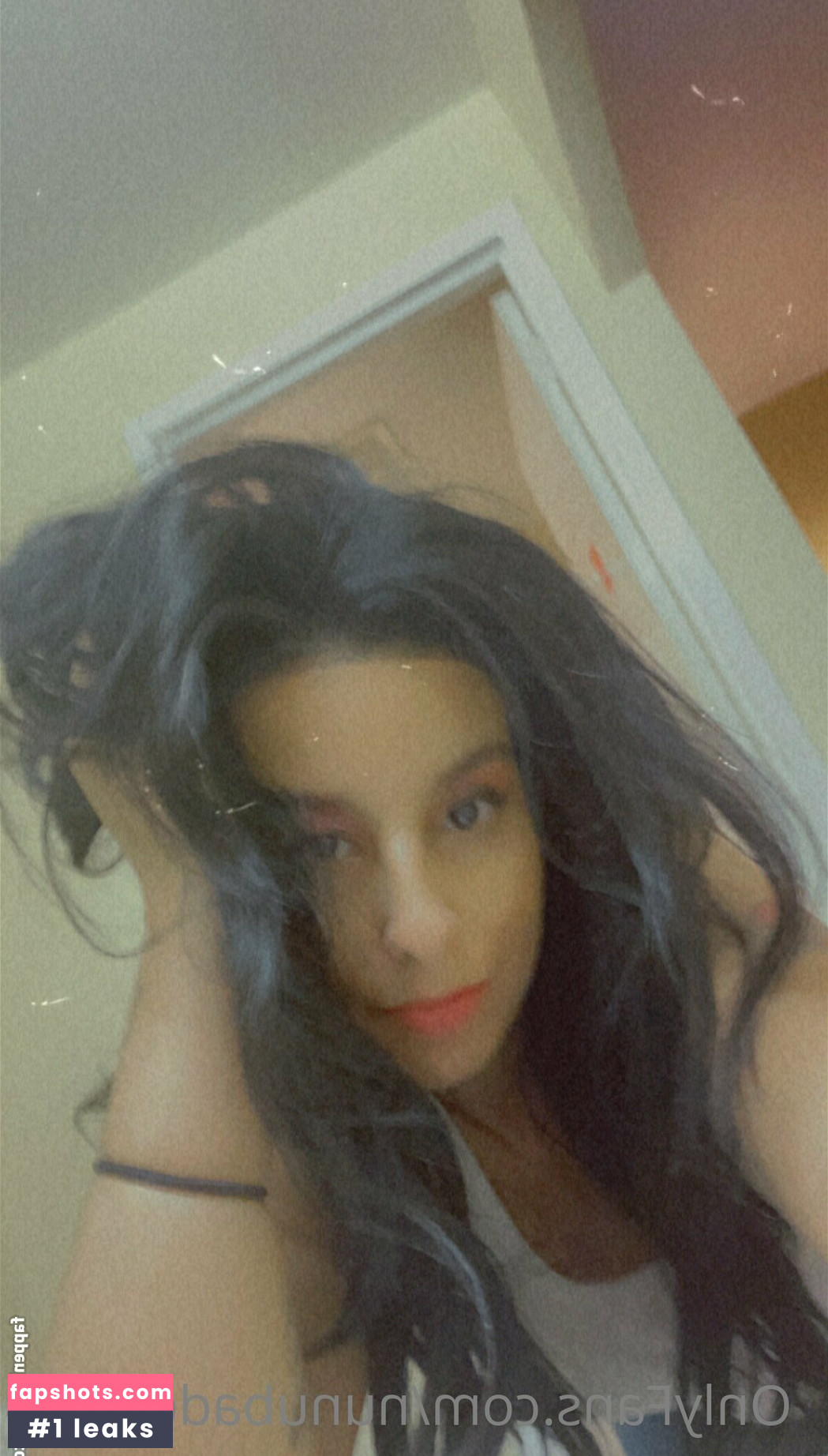 nunubaddie304 nude babe gallery