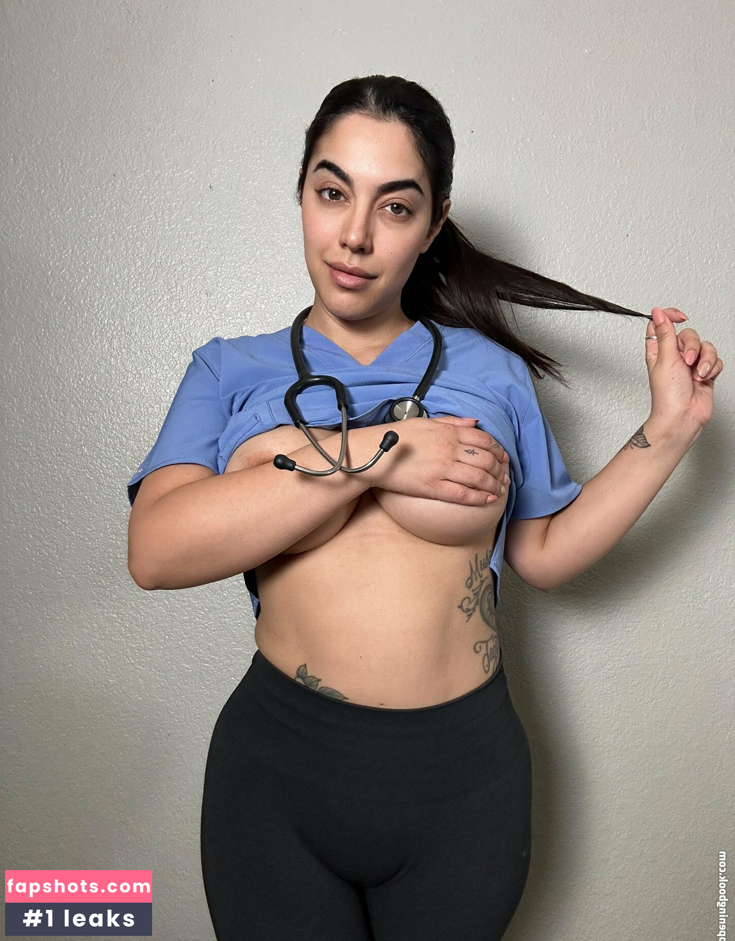 nursecher nude babe gallery