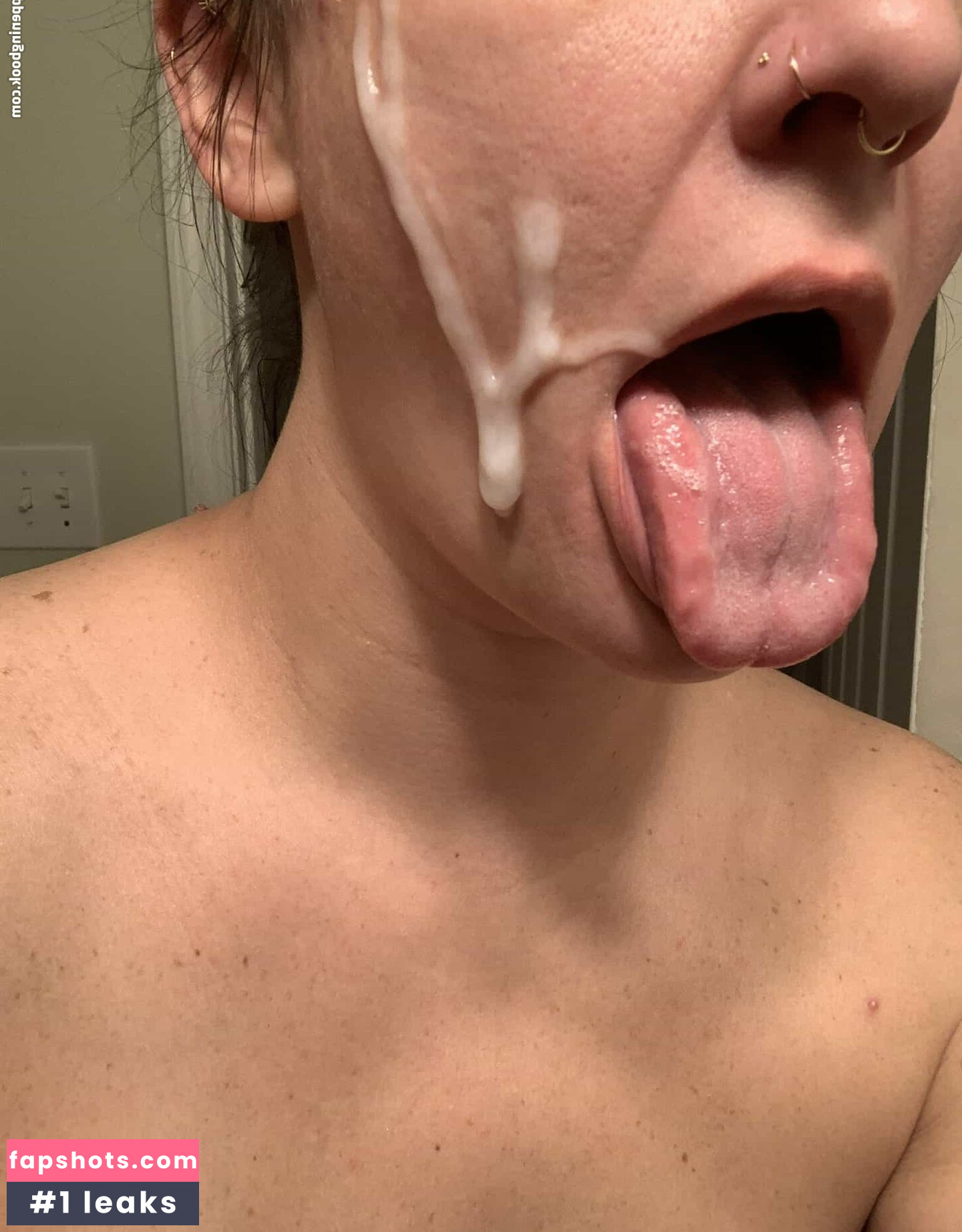 NurseNoFace gallery photo #4