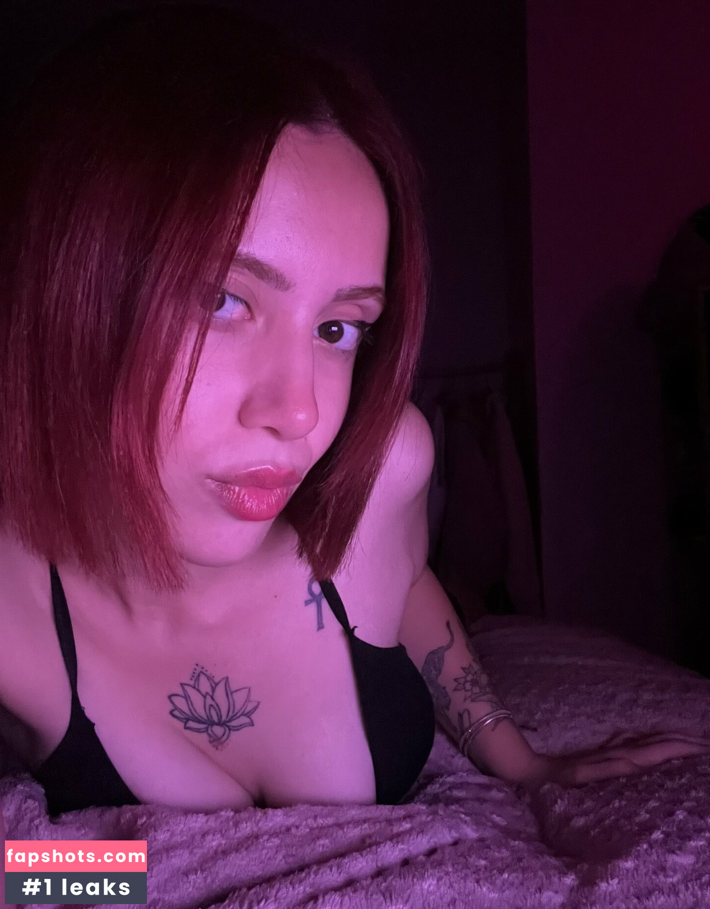 Nururkmz gallery photo #6