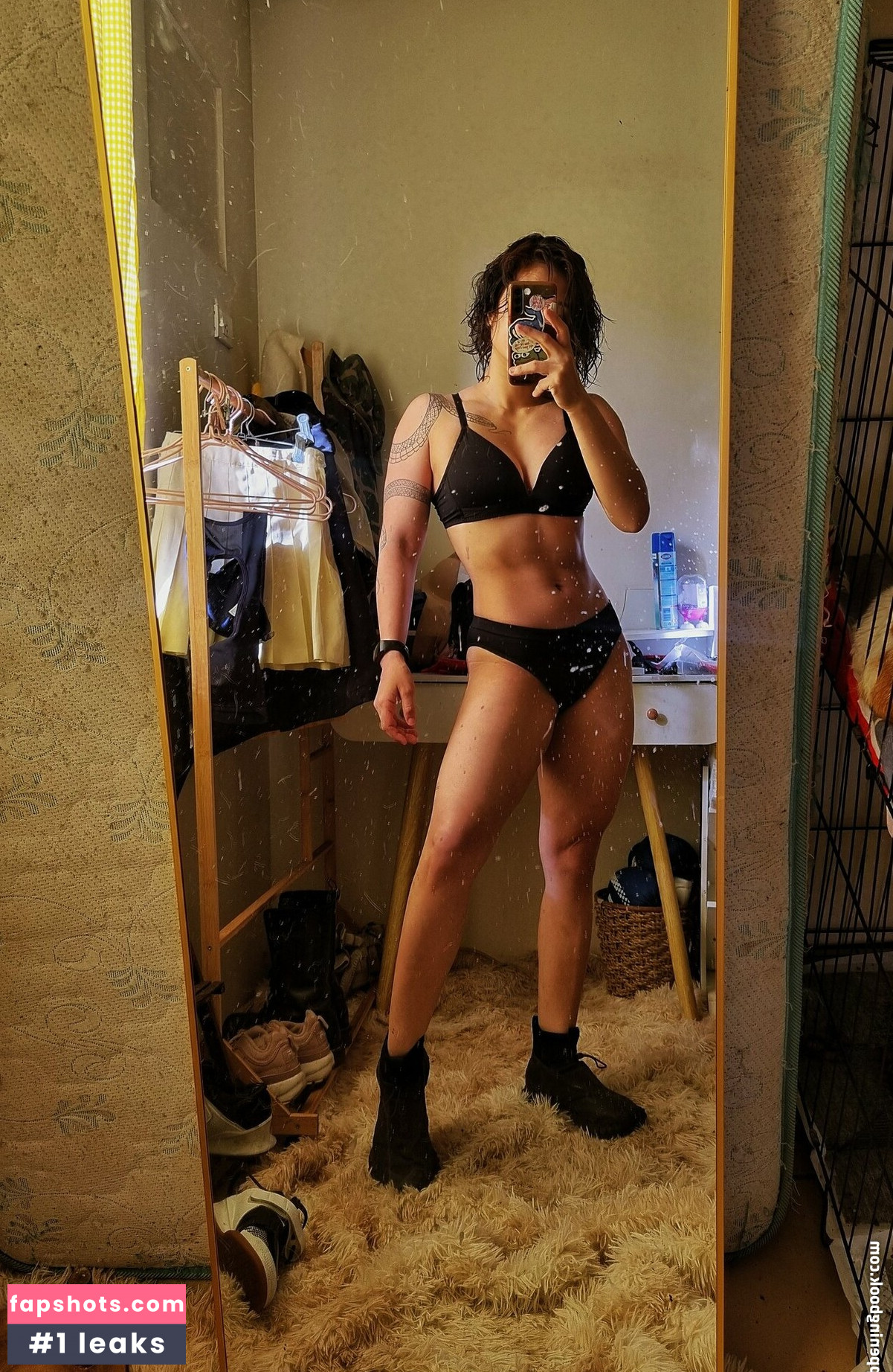 Nyaaati gallery photo #99